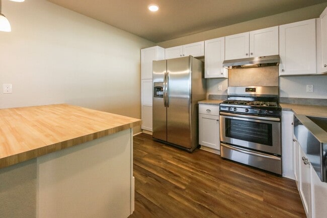 Building Photo - Ho?opili Ho?oulu Community - 3bdrm/2bath S...