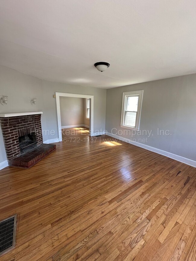 Building Photo - 1705 N Graham Court