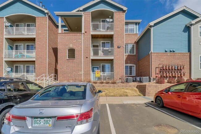 Foto del edificio - 19303 E College Dr