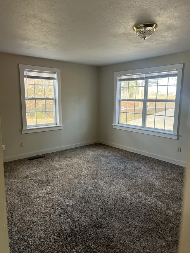 Foto del edificio - 805 Ray Rd