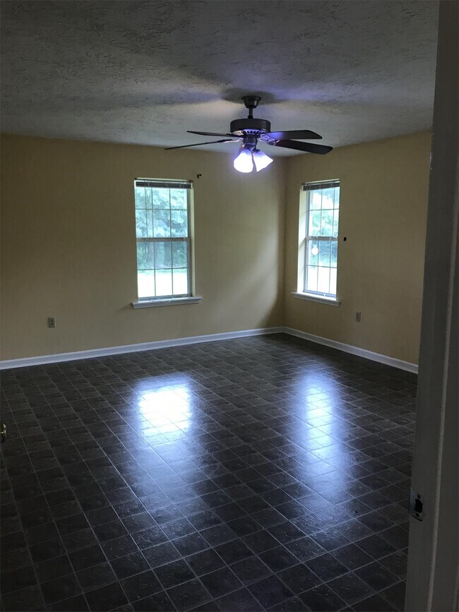 Foto del edificio - 116 N Ridge Dr