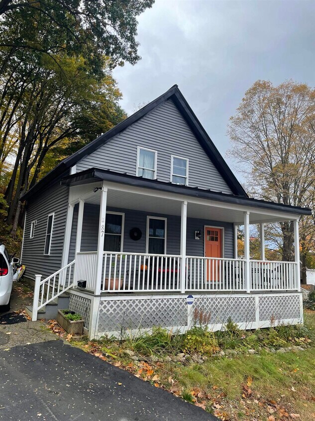 Primary Photo - 87 Clinton St