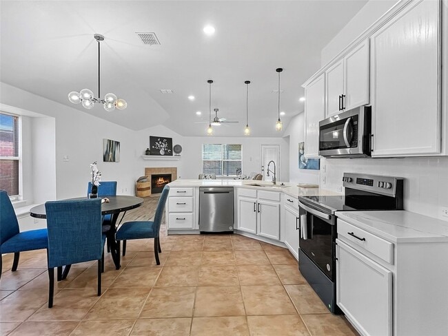 Photo - 2712 Dawn Spring Dr House