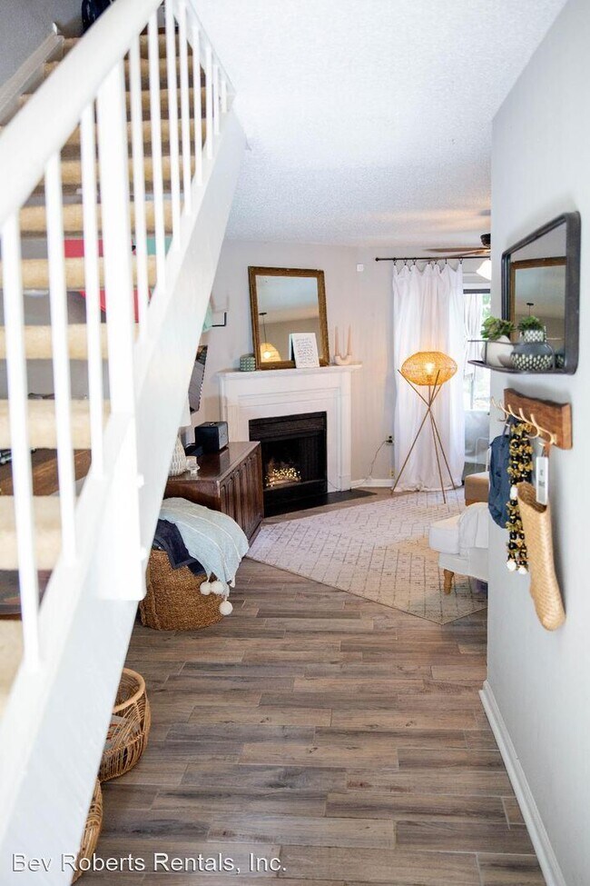 Foto del edificio - 3 br, 2.5 bath House - 7761 Falcon Rest Ci...