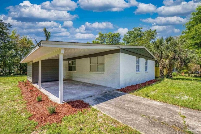 Building Photo - 1029 Kearny Dr