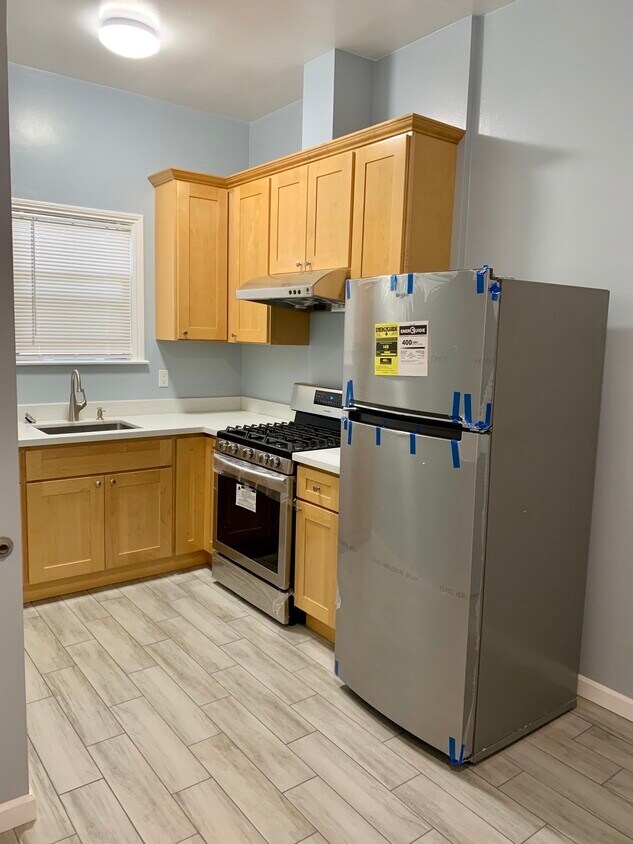 Kitchen - 4 Howard Ave
