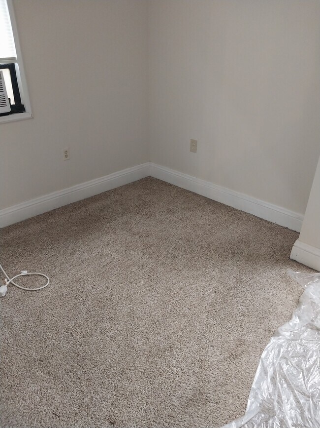 Master bedroom - 1230 Park Ave