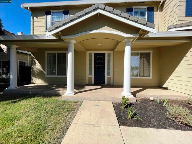 Building Photo - 2851 Anderson Ln