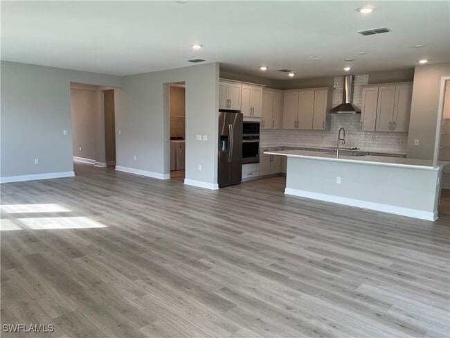 Foto del edificio - 2063 Grove Dr