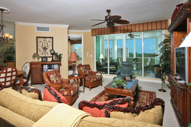 Building Photo - 325 Dunes Blvd