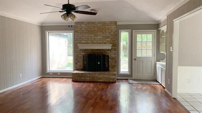 Foto del edificio - 7707 Bideford Ln
