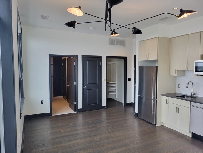 Foto del edificio - 2550 17th St NW