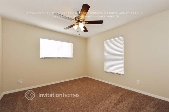 Foto del edificio - 3838 Duke Firth St