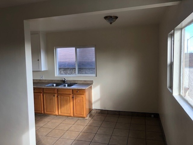 Foto del edificio - 1513 W Manchester Ave
