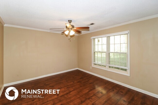 Foto del edificio - 1483 Wood Trail Cir