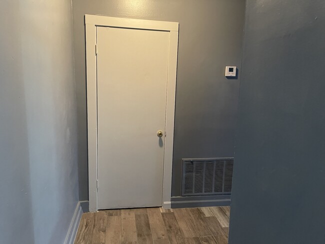 Foto del edificio - 3032 Colerain Ave