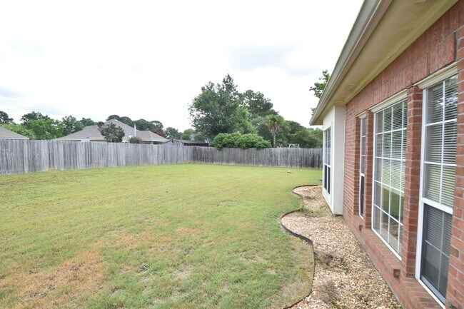Building Photo - Home for Rent in Prattville!