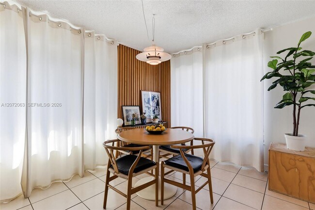 Foto del edificio - 13933 SW 46th Terrace