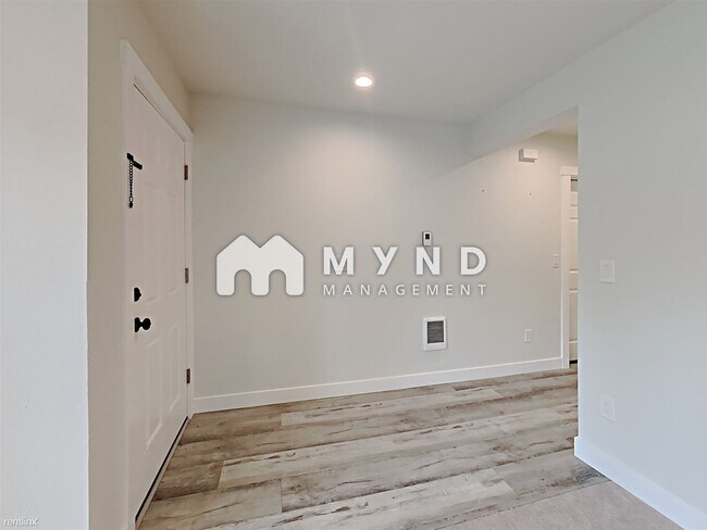 Building Photo - 10307 140th St Ct E