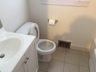 Foto del edificio - 1008 Sides St