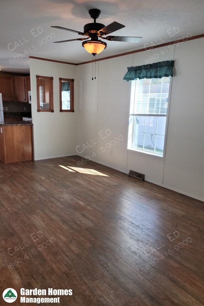 Building Photo - 64 Fair Acres Cir