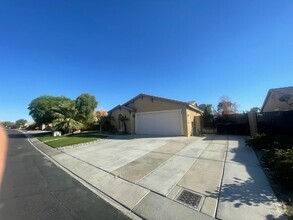 Building Photo - 83099 Prairie Dunes Way