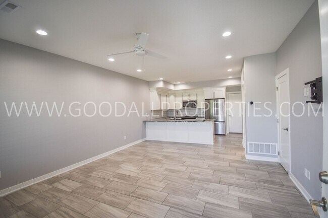 Foto del edificio - 3 Bedroom 2.5 Bath Town Home in Waukee