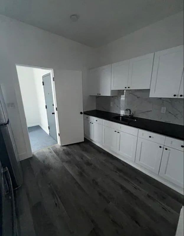 Building Photo - 25 Riverview Pl