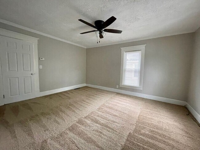 Foto del edificio - PERFECT  2 Bedroom Move-In Ready!