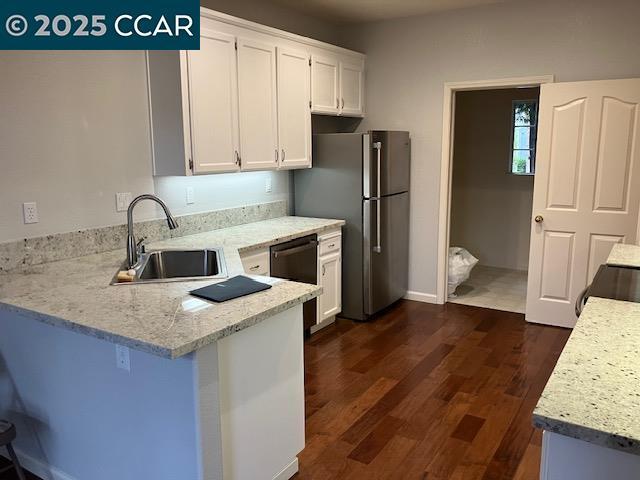 Foto del edificio - 321 W Meadows Ln