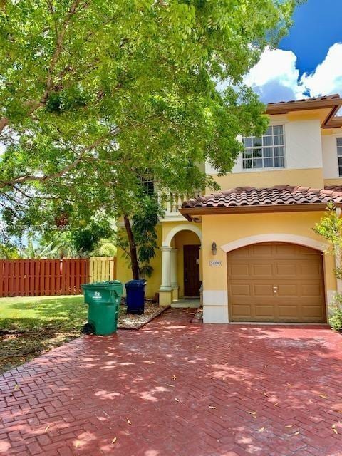 Building Photo - 5090 SW 136th Ave