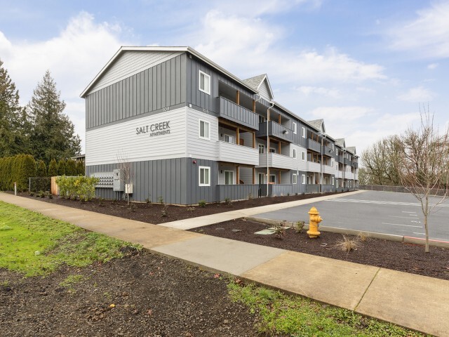 Salt Creek Apartments - Amity Oregon - Salt Creek Apartments