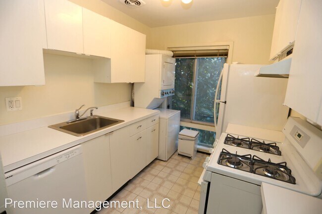 Building Photo - 2 br, 1 bath House - 801 3rd Street SW