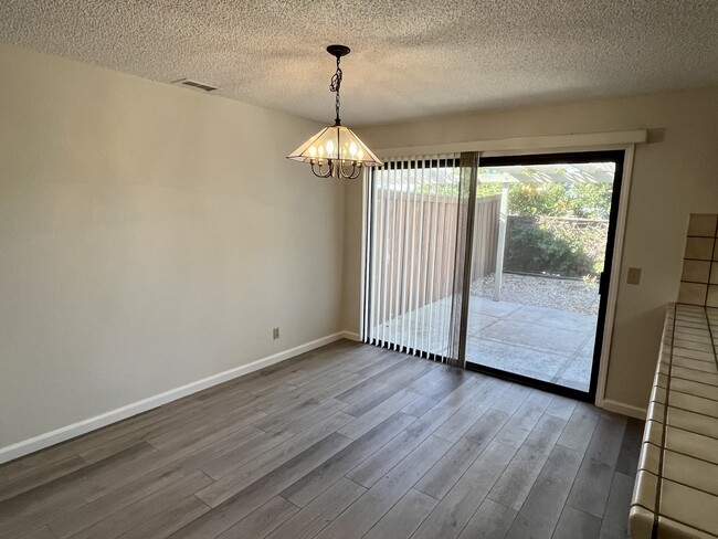 Building Photo - 2633 Cazadero Dr