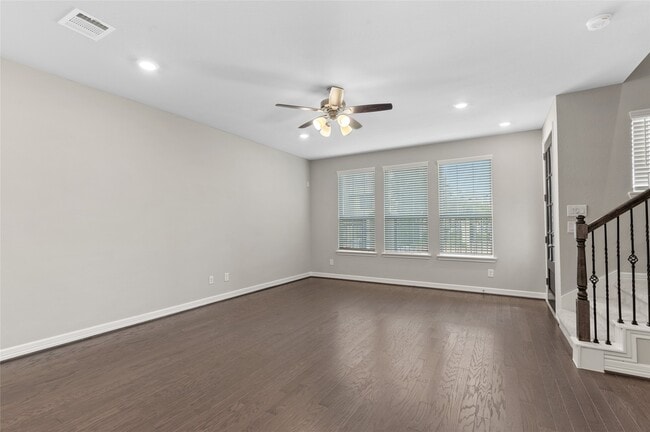 Foto del edificio - 9511 Towne Lake Pkwy