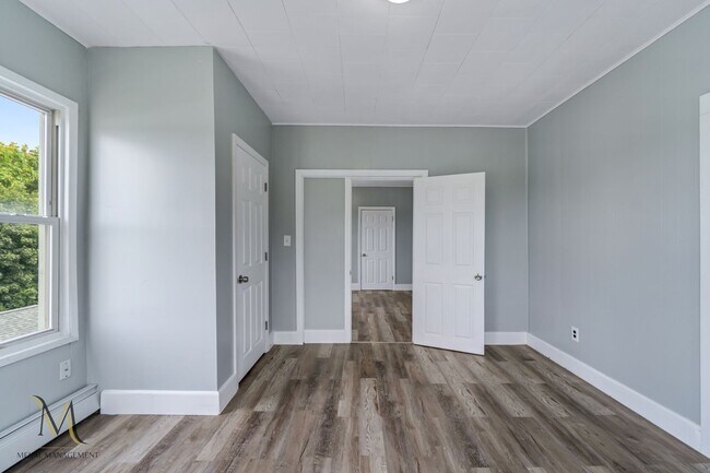 Building Photo - 27-29 Hillman St