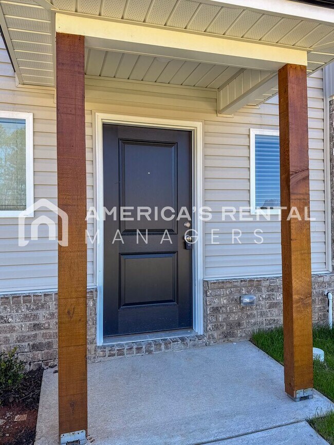 Foto del edificio - MOVE IN SPECIAL!! Escape to Lakeside Livin...
