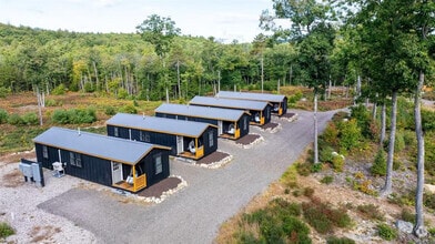 Building Photo - 14 Autumn Ln