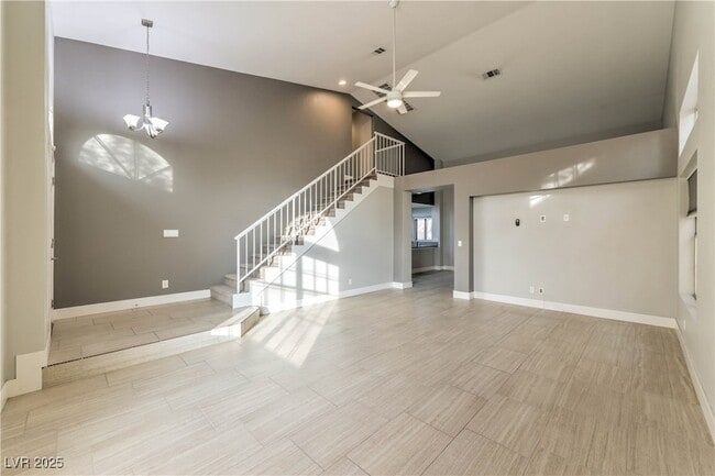 Building Photo - 20 Fantasia Ln