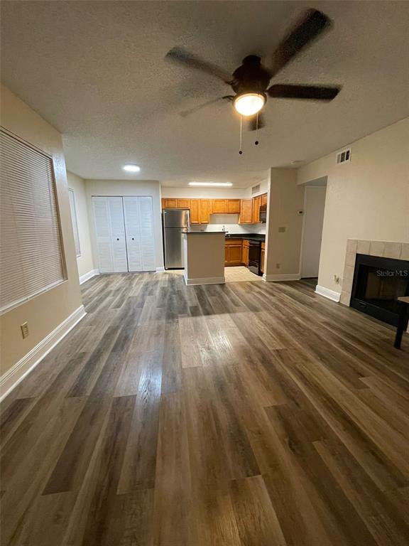 Foto del edificio - 420 Forestway Cir