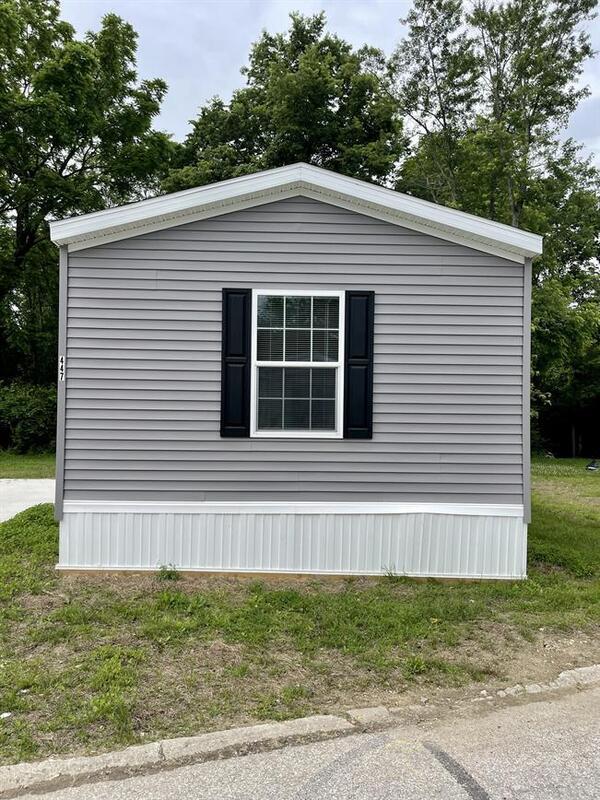 Building Photo - 447 Shady Brook Hts