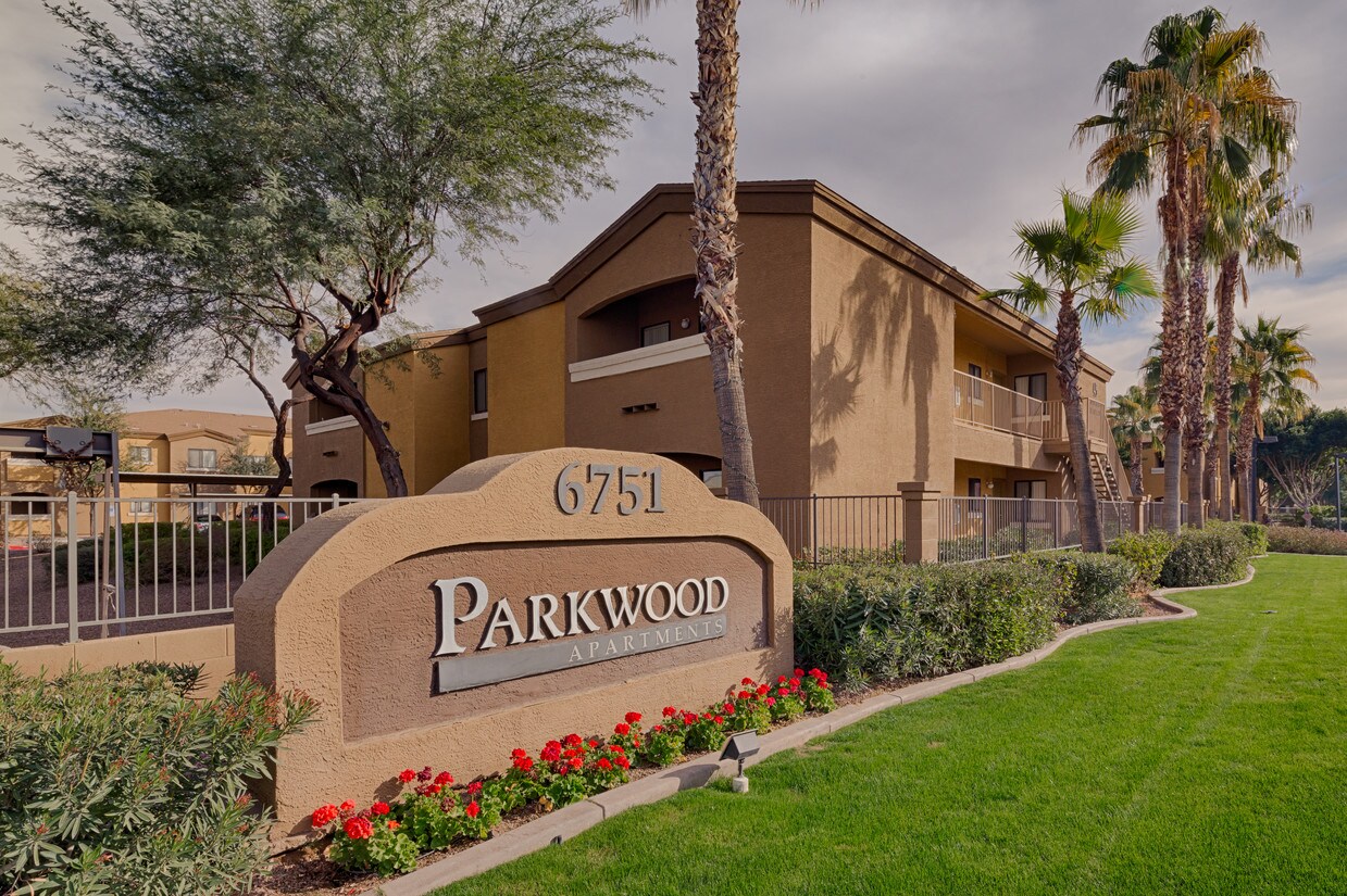 Parkwood Apartments Phoenix, AZ