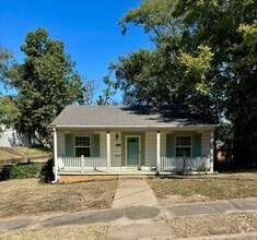 Building Photo - 216 E Rix St