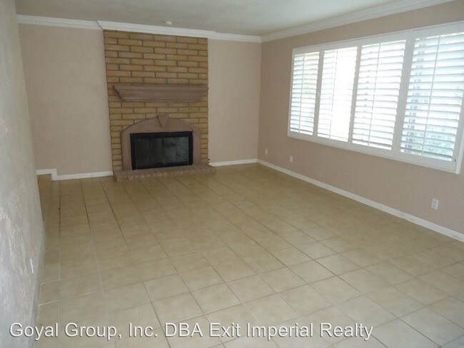 Building Photo - 3 br, 2 bath House - 1340 Barbara Worth Dr