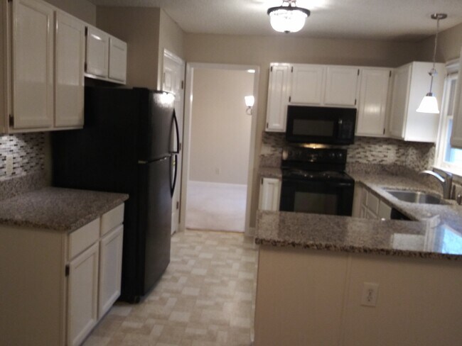 Foto del edificio - 4428 Easthampton Dr