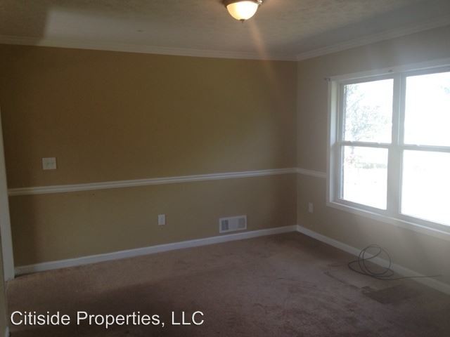 Building Photo - 3 br, 1.5 bath House - 8969 Cornell Drive
