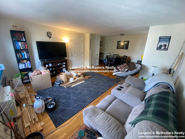 Building Photo - 80 Litchfield St