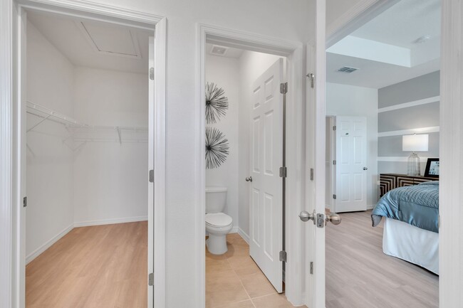 Foto del interior - Sutton Fields
