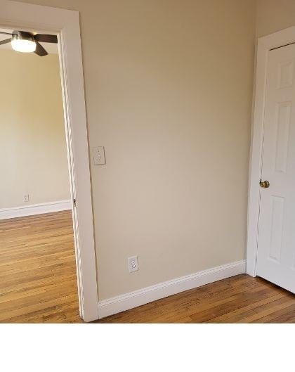 1st bdrm - 6810 S Green St