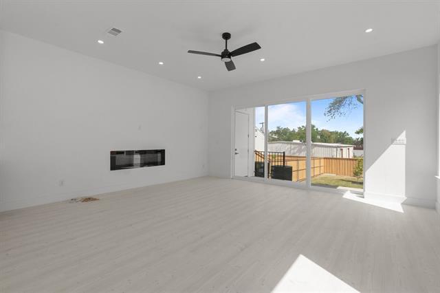 Foto del edificio - 1847 Pollard St